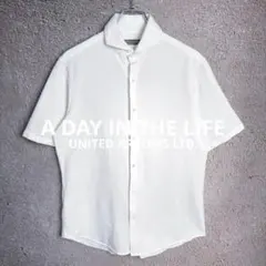 A DAY IN THE LIFE カッタウェイカラーショートスリーブシャツ 白