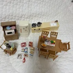 シルバニアファミリー ダイニングセット　キッチン家電セット　冷蔵庫と食品セット