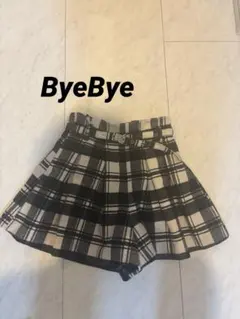 黒と白のチェック プリーツスカート