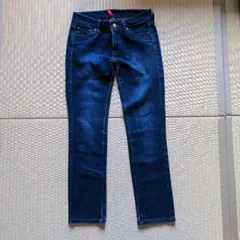 UNIQLO ジーンズ スリム