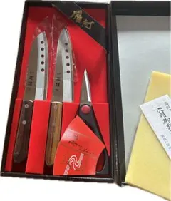 ◯24時間以内発送◯ 自衛隊 第五級防衛功労章 勲章 2個セット - メルカリ