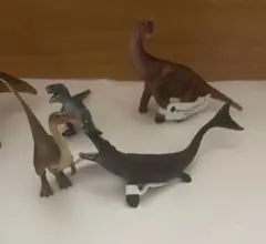 恐竜と海洋生物フィギュアセット