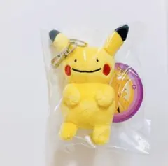 ポケモンへんしん メタモン ピカチュウ ぬいぐるみキーホルダー8cmスタンド韓国