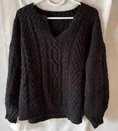 キーネックニット