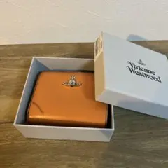 Vivienne Westwood（ヴィヴィアンウエストウッド）二つ折り財布