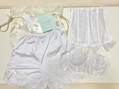 セモア ブライダルインナー　C70 W64 M