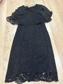 黒 レース 膝丈ドレス フレア袖　パーティードレス