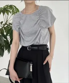 ギャザーフレンチTシャツのサムネイル