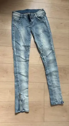 ムルーア　スキニーデニム ライトブルー Slaw