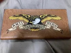 新品ANTI HERO イーグル　2つ折り財布　ライトブラウンのサムネイル
