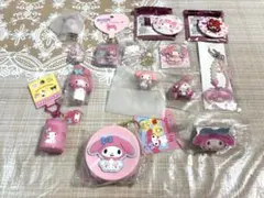 マイメロディ　 キーホルダー　ガチャガチャ　缶バッジ　ポーチ　14点　まとめ売り