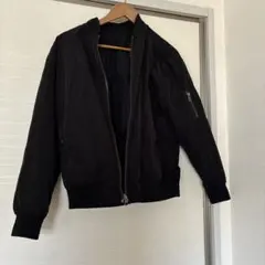 gu メンズ ジャンパー サイズM 黒 リバーシブル