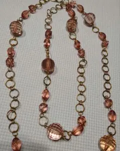 ブラウンビーズのロングネックレス①