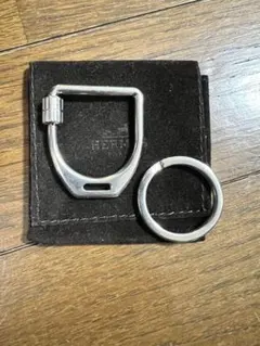 Item thumbnail for item 6ab0a74b-2e17-42ea-a77b-0ac4b4375829