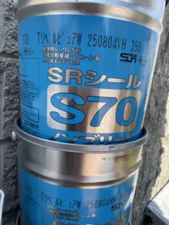 76760880_1