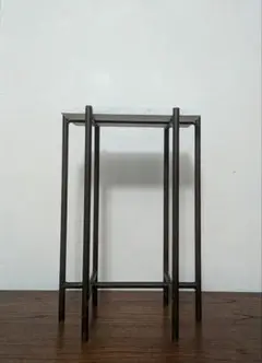 ナイトテーブル