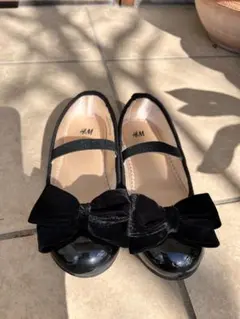 H&M ブラックリボンバレエシューズ