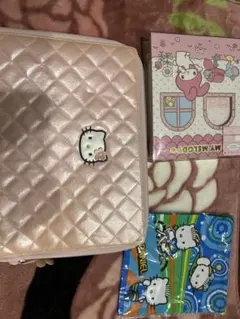 1997年　ハローキティ キルティング大型ポーチ