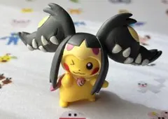 メガクチート ポンチョを着た ピカチュウ 中古 フィギュア