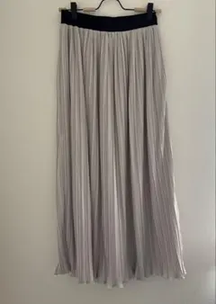 ロングスカート フレアスカート　グレー　ホワイト　シルバー　Mサイズ