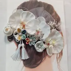 和装髪飾り 白い花と蝶