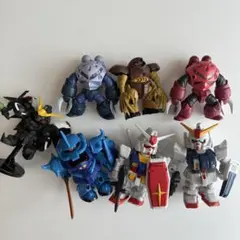 ガンダム　フィギュア10体セット　外箱なし　保管ケース付き ガンダムフィギュア 10体セット ディスプレイケース付き - メルカリ