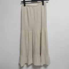 ミラオーウェンのニットスカート