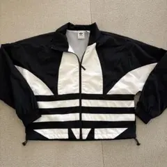 adidas アディダス ビッグロゴ　ジャケット M ブラック　クロップド　黒
