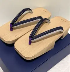 Item thumbnail for item e53111e1-d7b8-4edf-967d-2452b7e0c5ec