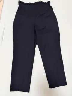 UNIQLO スマートアンクルマタニティパンツ　ネイビー