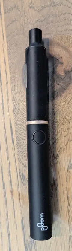 Ploom TECH＋ 電子タバコ本体 ブラック　充電器付き