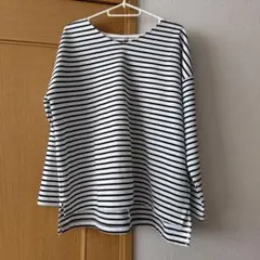 Vネック 長袖 ボーダーカットソーのサムネイル