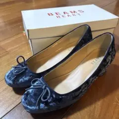 BEAMS HEART ネイビー ベルベット フラットパンプス