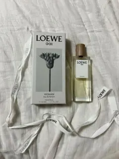LOEWE 001 WOMAN オードパルファム 50mlのサムネイル