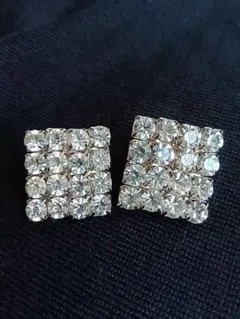 英国製イヤリング　ブリリアントカットガラス　ネジバネ式　　パーティー