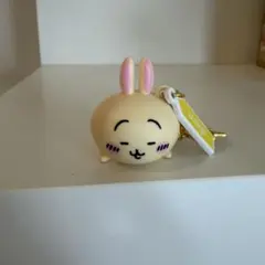 ちいかわ うさぎ キーホルダー 星型ナスカン