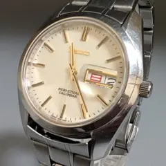 訳あり稼働品 SEIKO 腕時計 8f33 -0040 パーペチュアルカレンダーのサムネイル