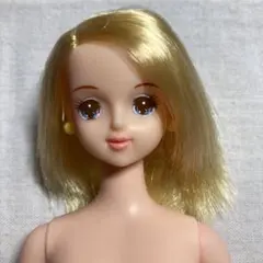 ♥箱無し新品♥旧タカラ ジェニーフレンドサヤカ シームレスボディー
