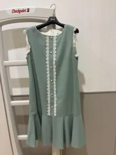 René ノースリーブワンピース ペールグリーンのサムネイル
