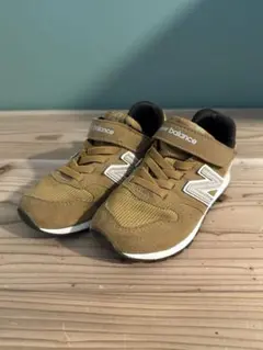 【New Balance】ニューバランスキッズ スニーカー18.0cm