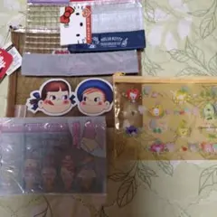 Hello Kitty .色々キャラクターポーチ5点セット