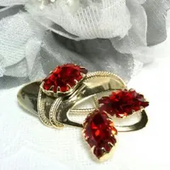 455.同梱で500円☆Vintage ジュエルブローチ