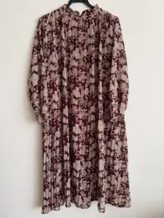 花柄プリーツワンピース　手洗い可