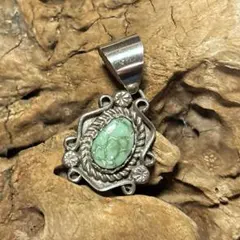 ナバホ　ダメイル　ターコイズ　ペンダント　インディアンジュエリー　navajo
