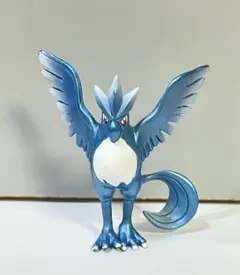 ポケモン　フリーザー　フィギュア