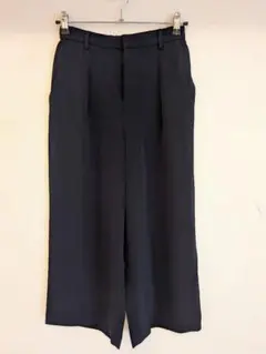 【新品・未使用】UNIQLO ネイビー ドレープワイドアンクルパンツ Mサイズ