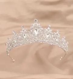 シルバークリスタルティアラ