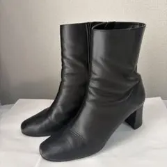 DIANA 黒 ショートブーツ 中ヒール 本革