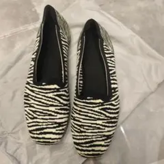 ゼブラ柄 ニットパンプス フラットシューズのサムネイル