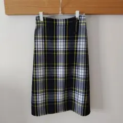 デッサンチェックスカート